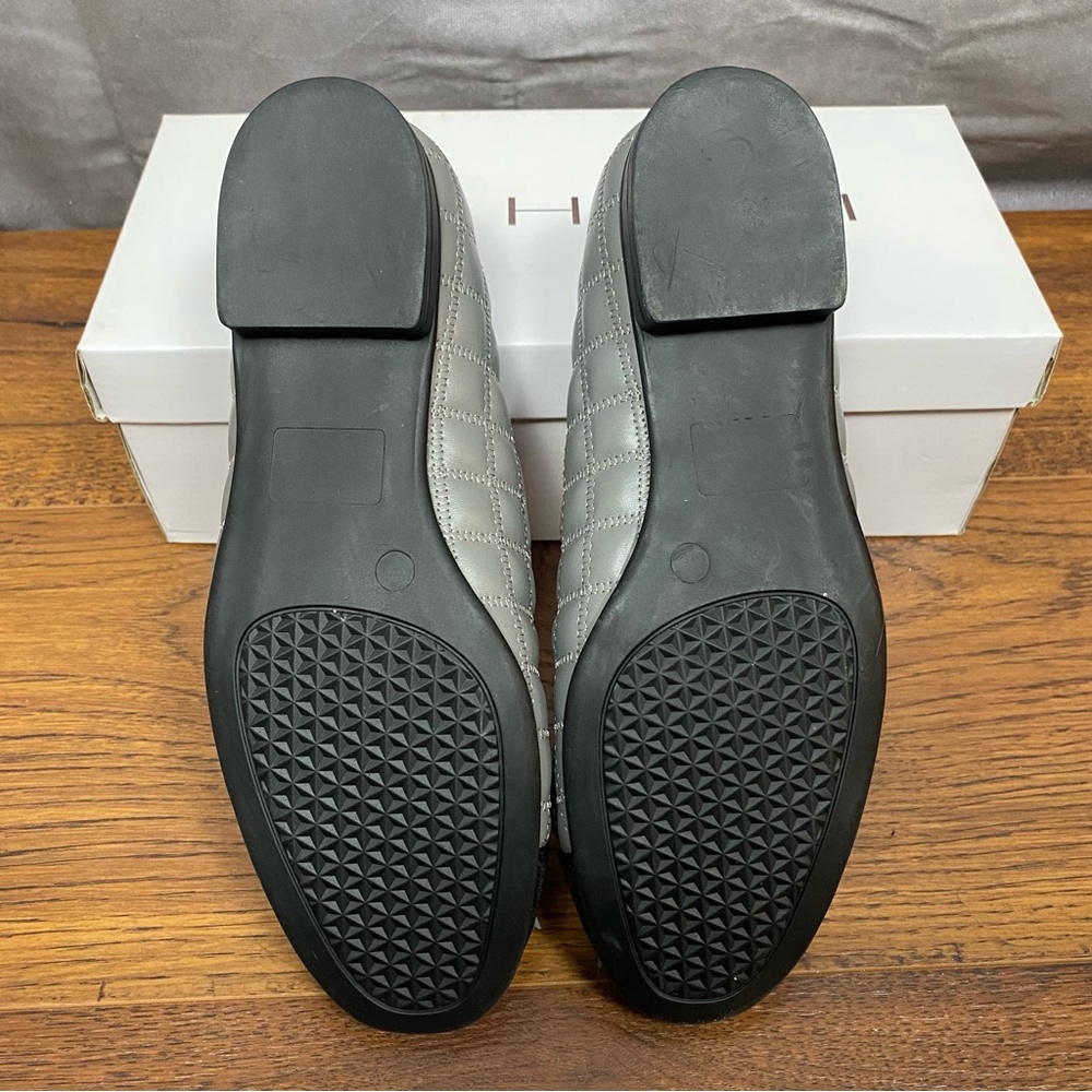 Tahari Womens Size 7 Gray Black Chateau Ballet Flats Cap Toe Bow Quilted Comfort - Picture 6 of 8